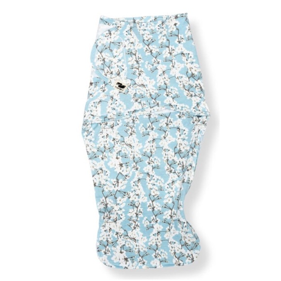 Norani Snugababe Sleep Pod, Cherry Blossoms, S/M 3-6 mos - Picture 1 of 7